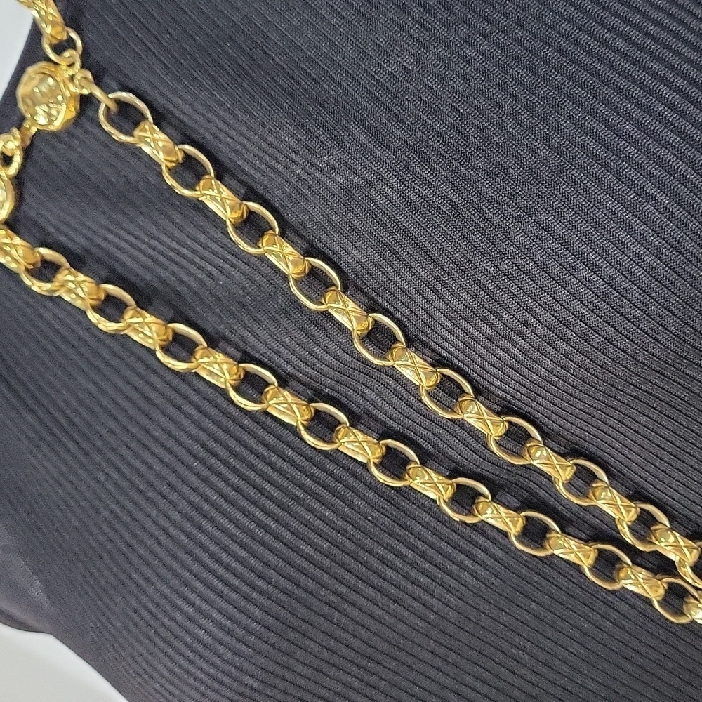 Chanel Vintage Double Chain Large CC Medallion Necklace - Picture 10 of 17